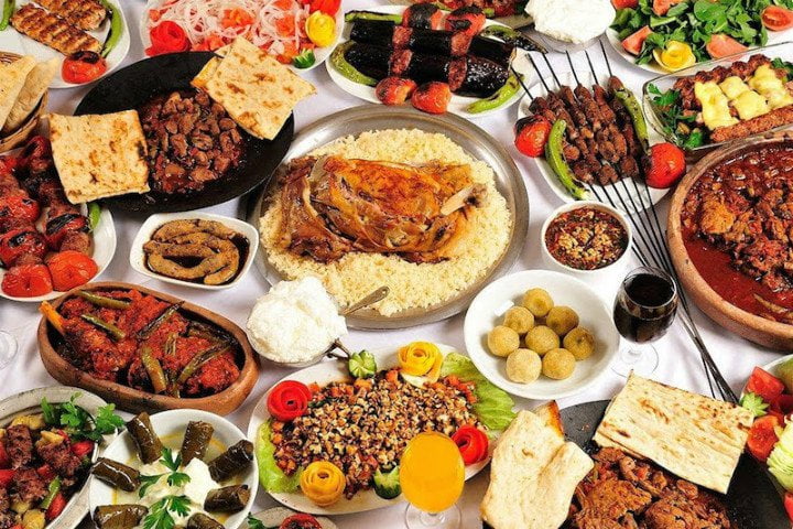 Avrupa'da Yemeğin En Ucuz Olduğu 10 Ülke Türkiye