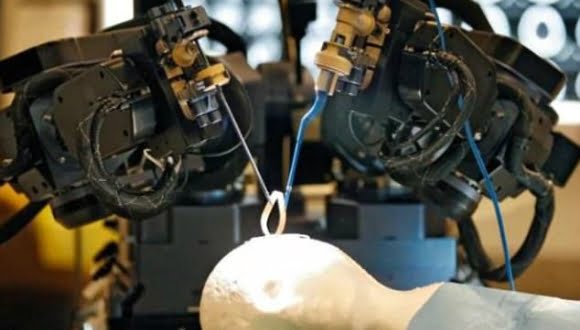 Beyin Ameliyatlarını Robotlar Yapacak